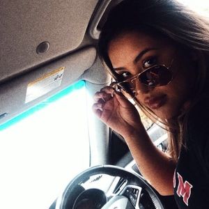 Meet your Posher, Mariana